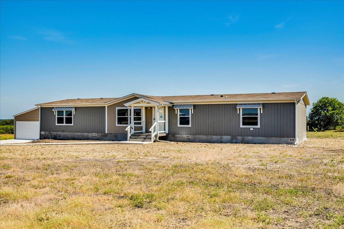 4915 Mustang Way, San Marcos, TX 78666