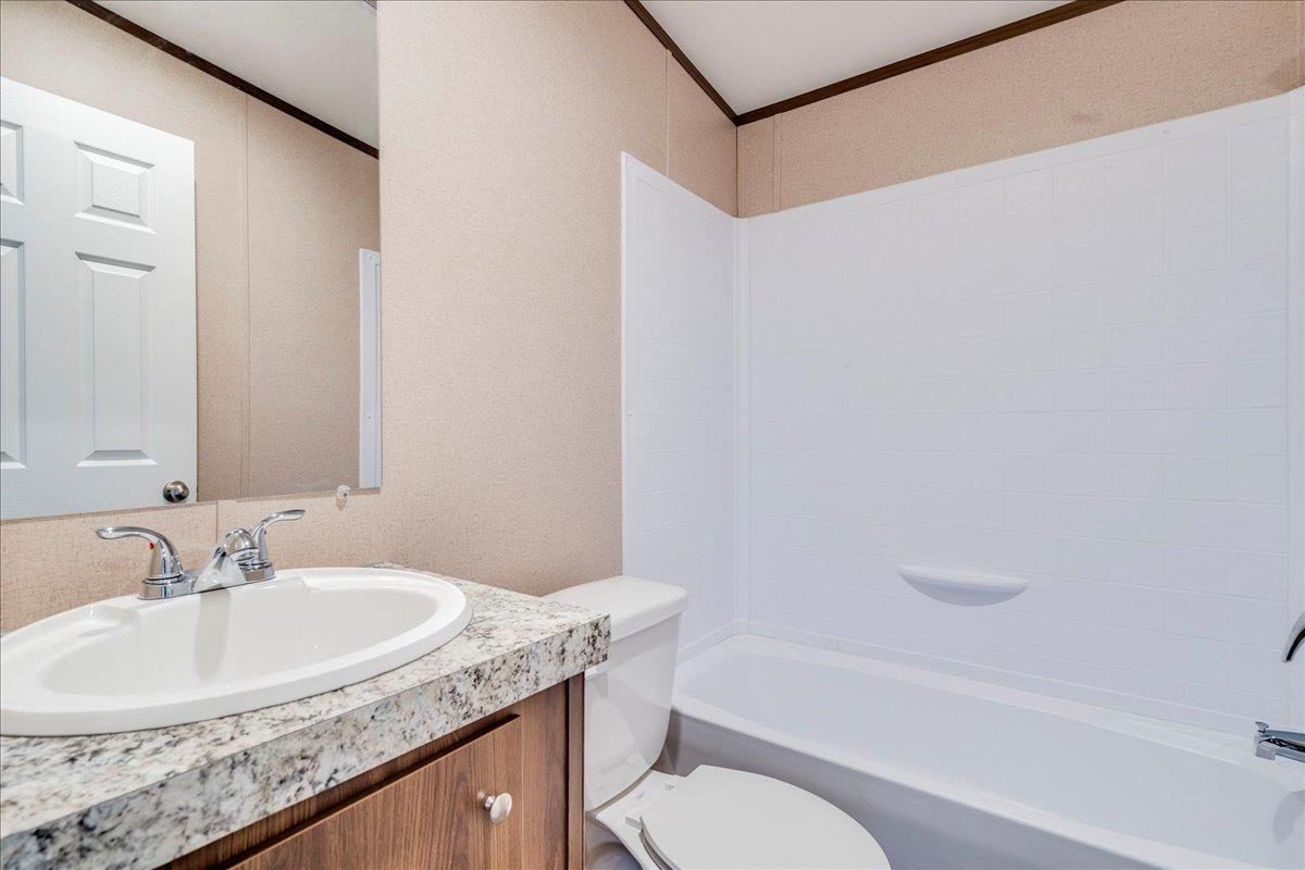 4915 Mustang Way, San Marcos, TX 78666