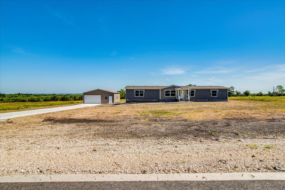 4915 Mustang Way, San Marcos, TX 78666