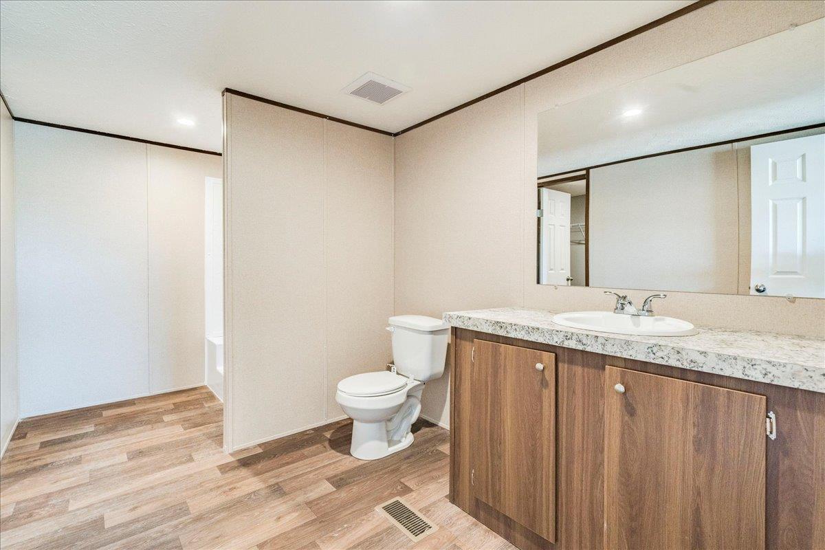 4915 Mustang Way, San Marcos, TX 78666