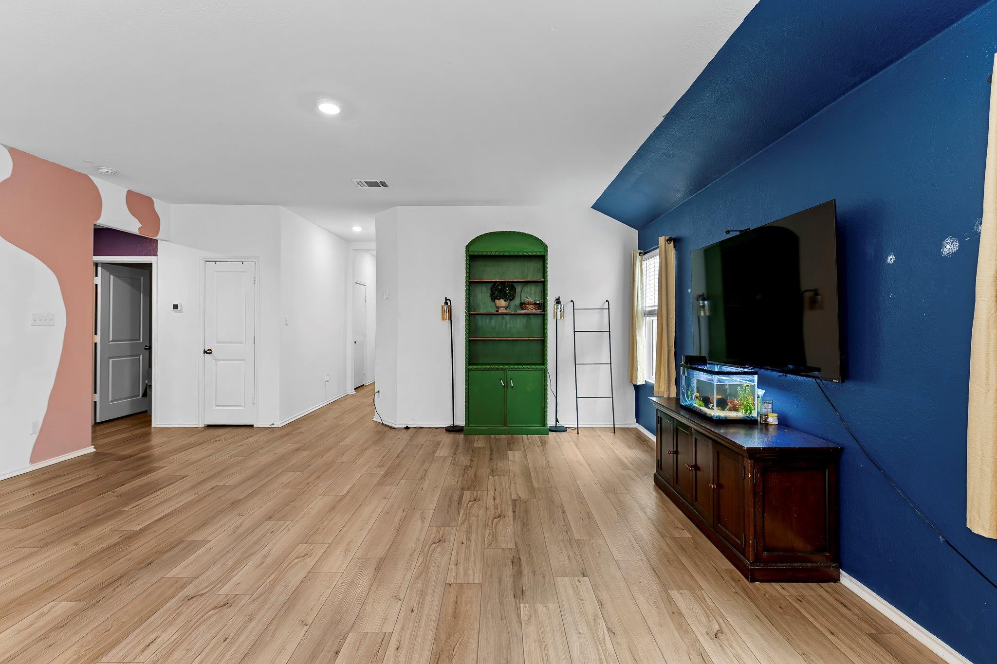 264 Perfect World Loop, Jarrell, TX 76537