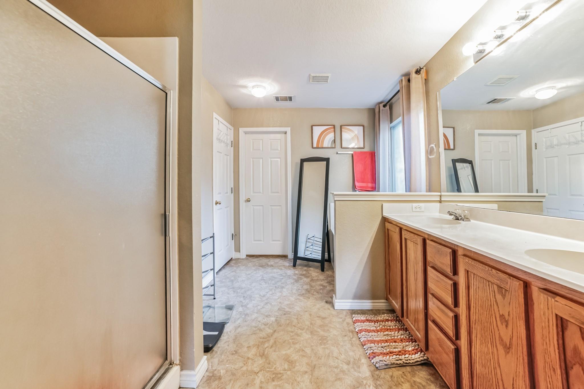 4416 Destinys Gate Dr, Austin, TX 78727