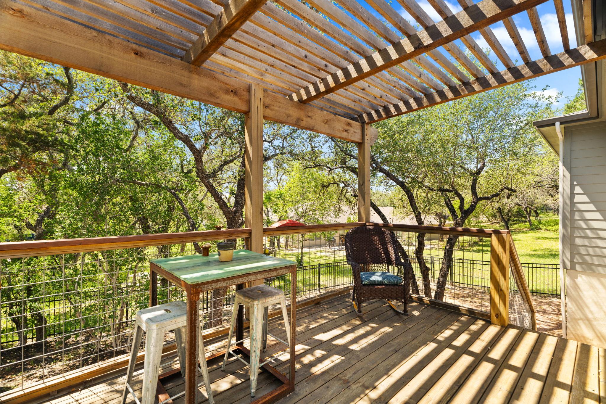 312 Bedford Dr, Spicewood, TX 78669