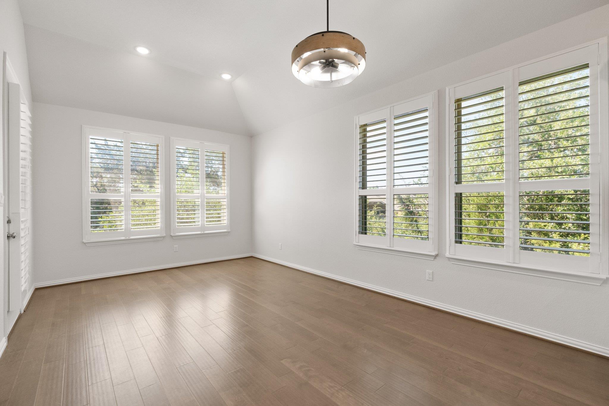 12482 Mesa Verde Dr, Austin, TX 78737