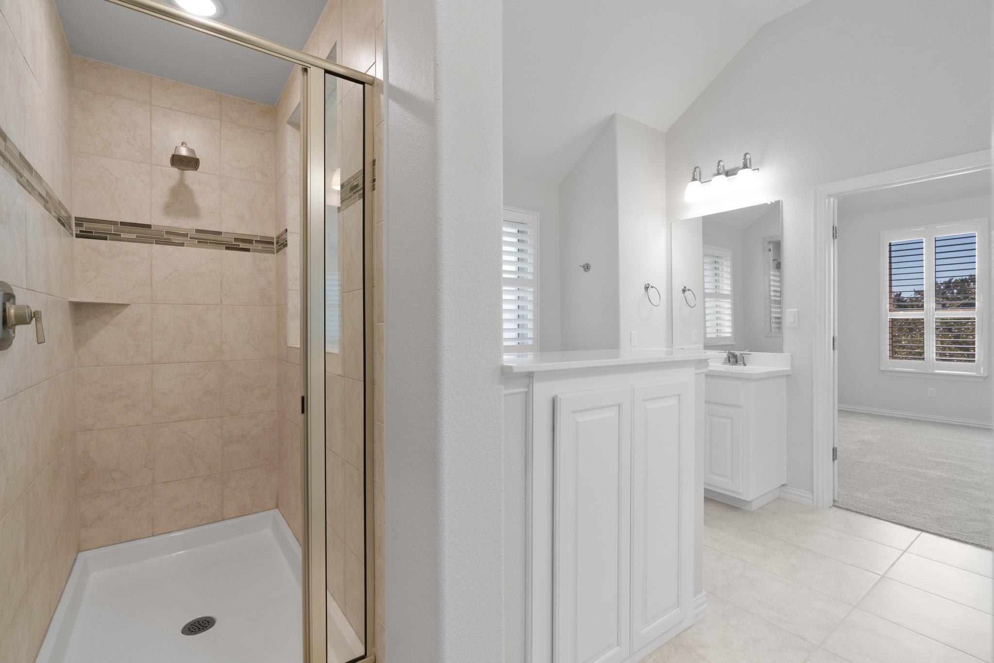 12482 Mesa Verde Dr, Austin, TX 78737