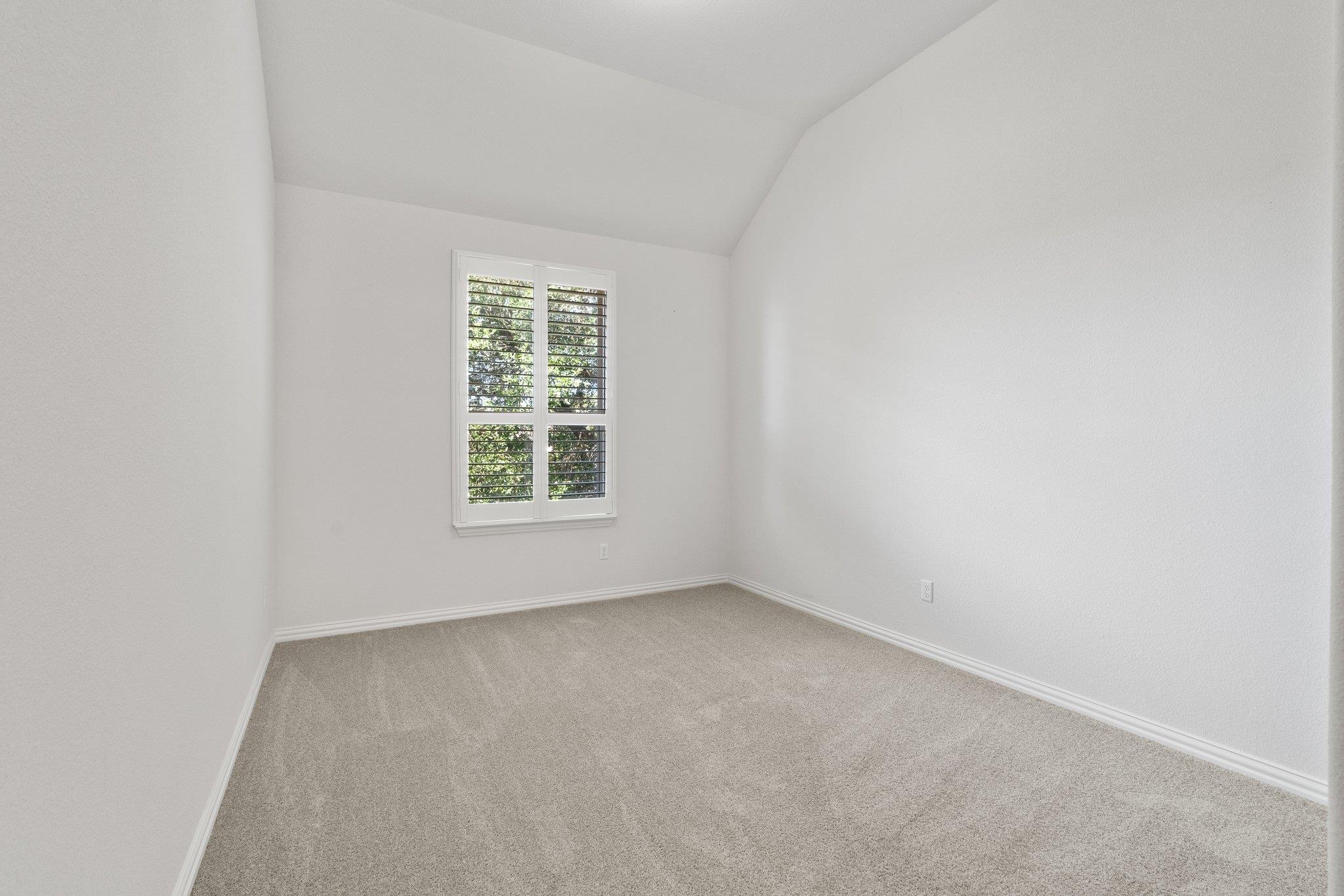 12482 Mesa Verde Dr, Austin, TX 78737