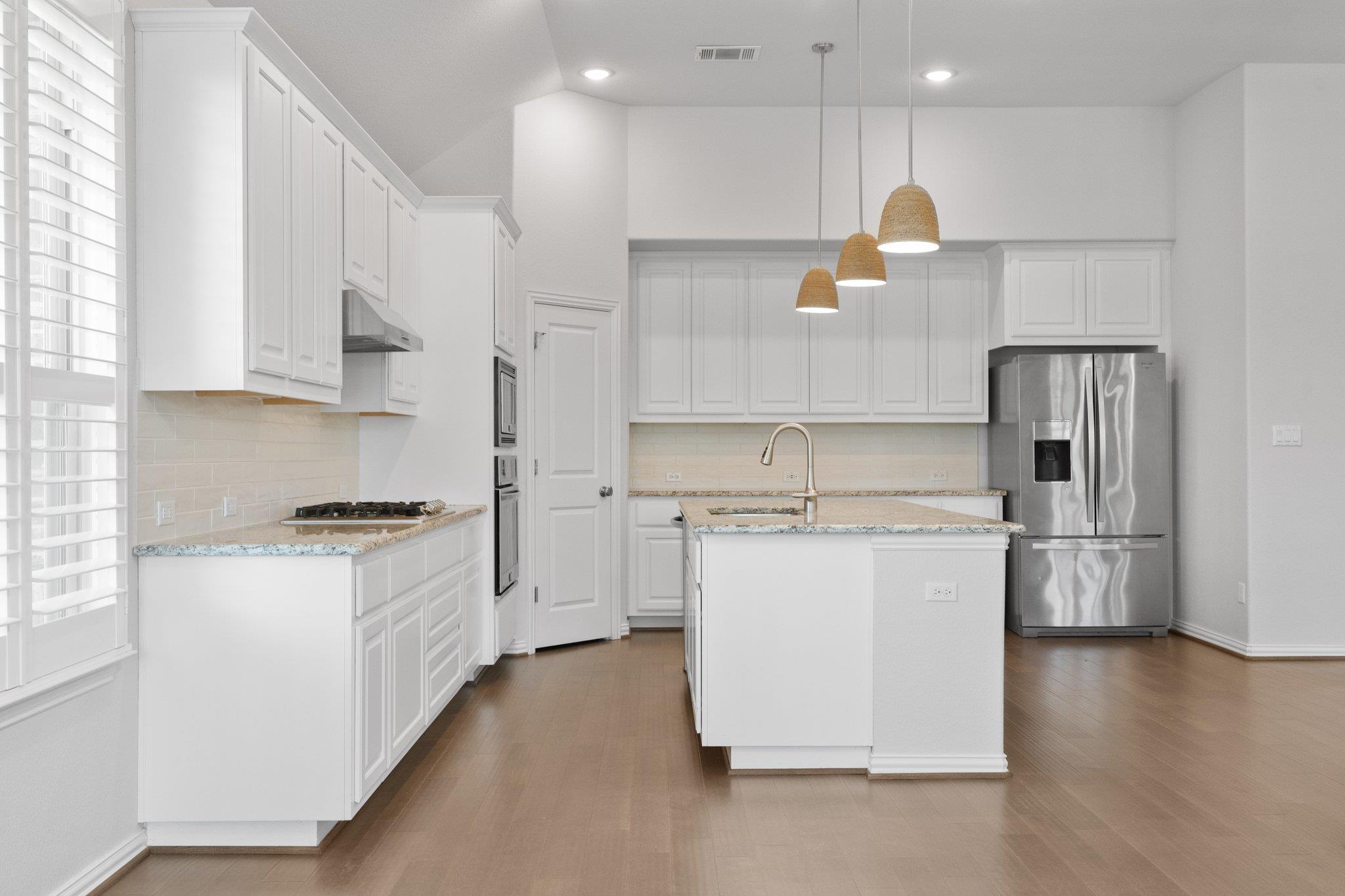 12482 Mesa Verde Dr, Austin, TX 78737