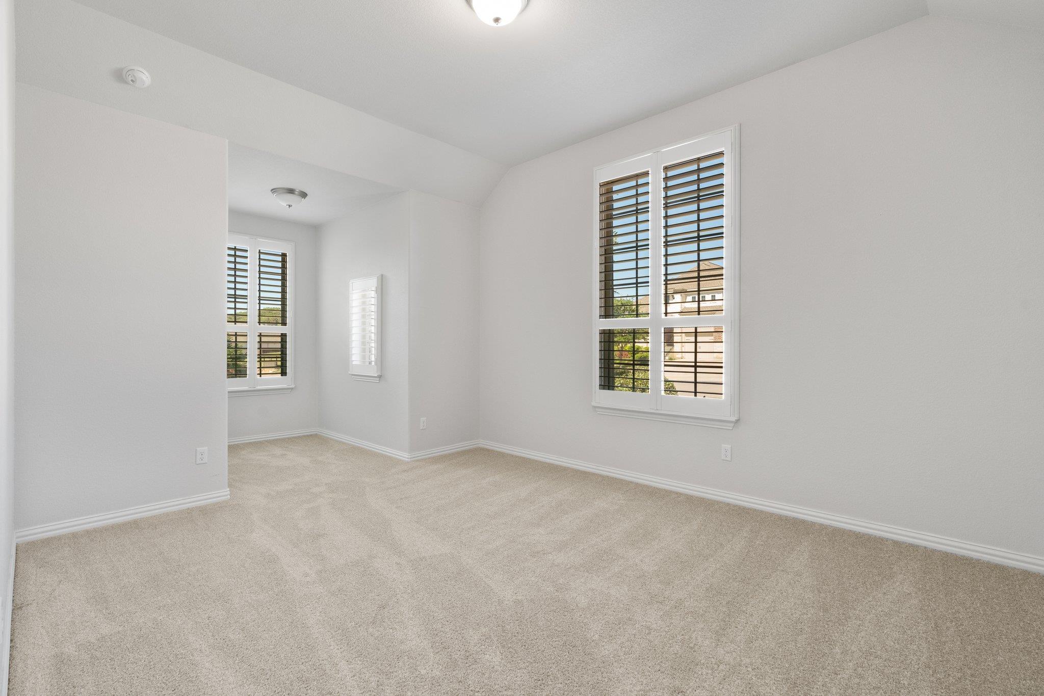 12482 Mesa Verde Dr, Austin, TX 78737