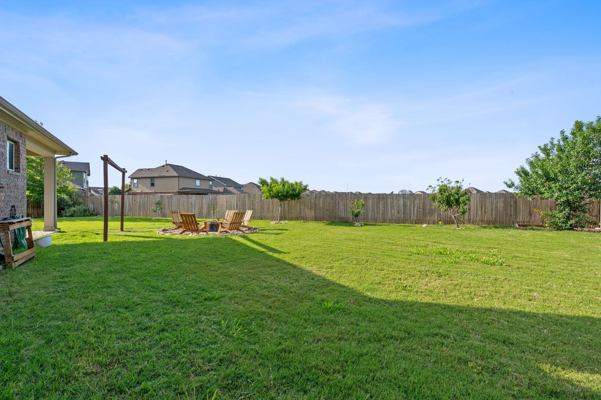 229 Peggy Dr, Liberty Hill, TX 78642