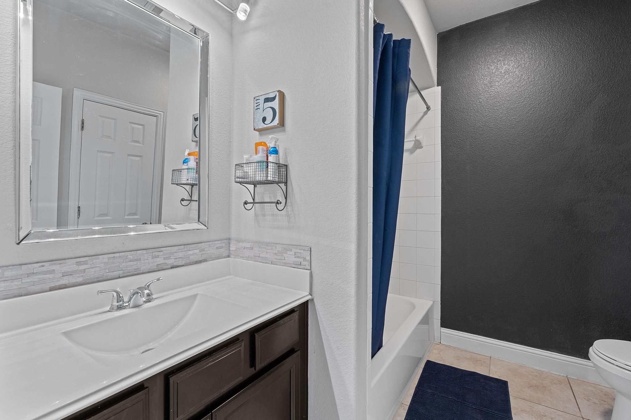 229 Peggy Dr, Liberty Hill, TX 78642