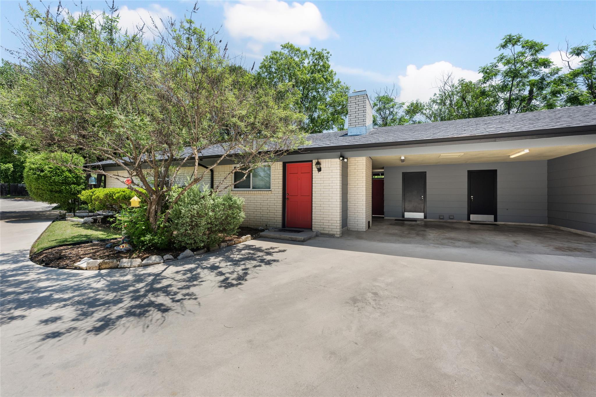 8500 Woodstone Dr, Austin, TX 78757