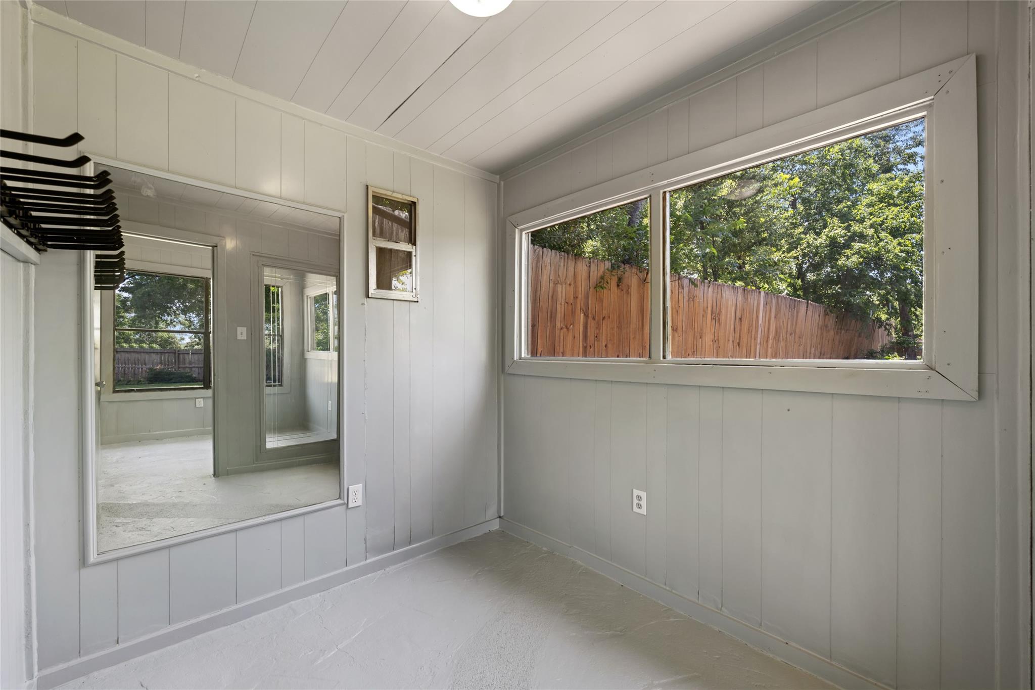 8500 Woodstone Dr, Austin, TX 78757