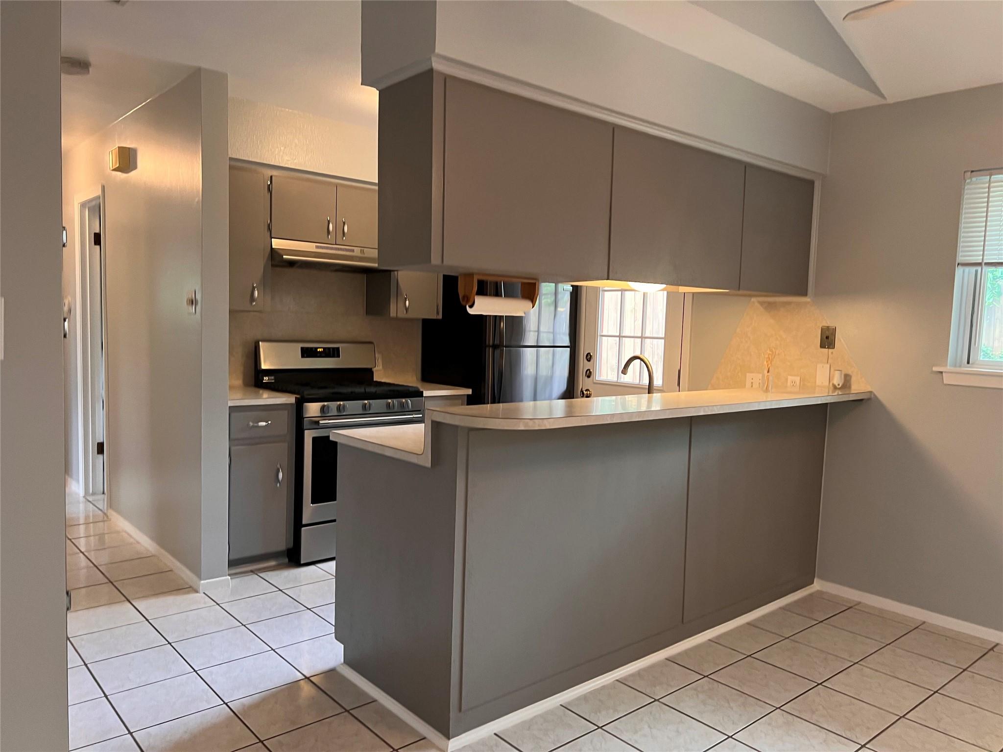 8500 Woodstone Dr, Austin, TX 78757