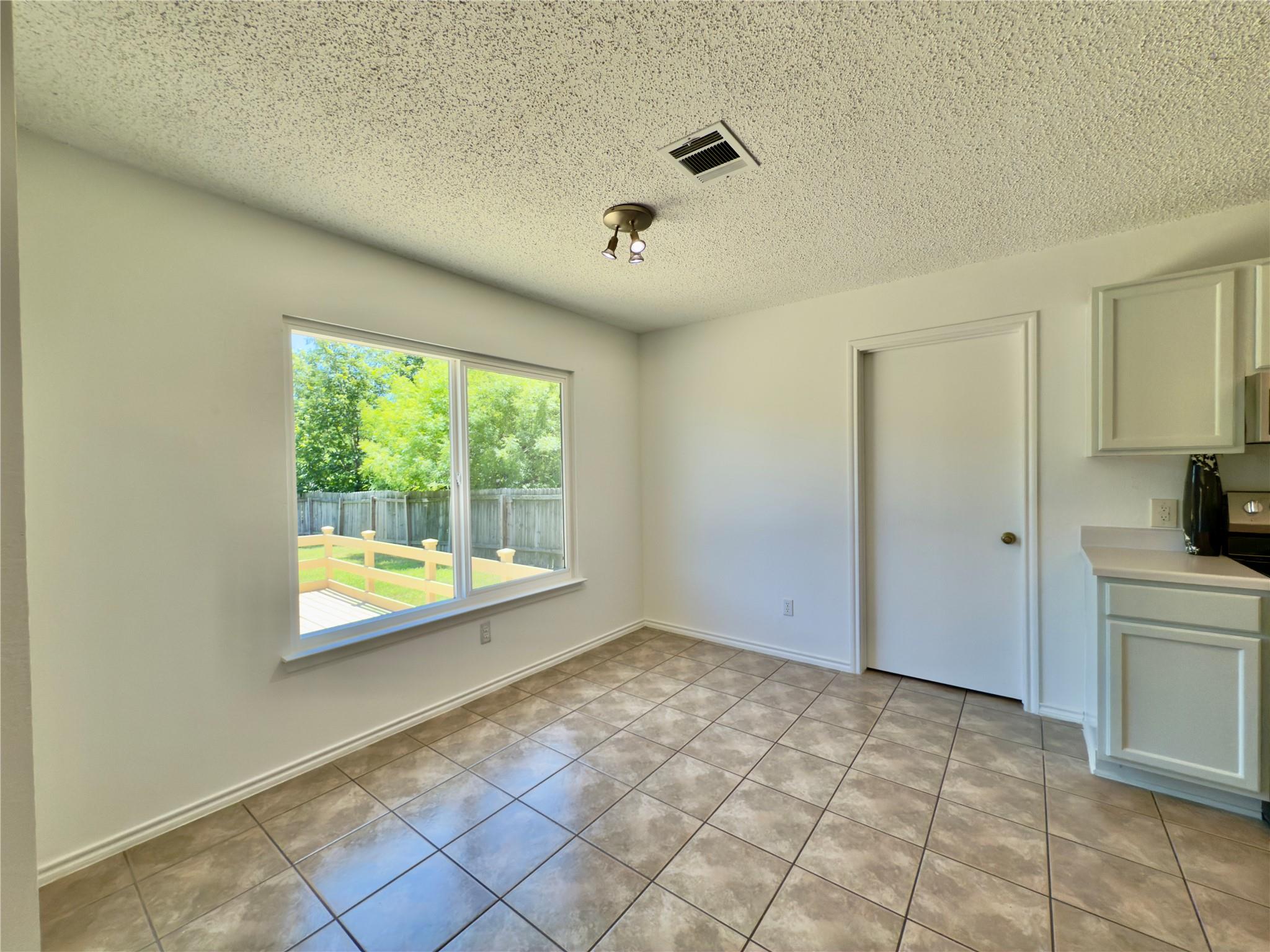 7817 Marble Ridge Dr, Austin, TX 78747