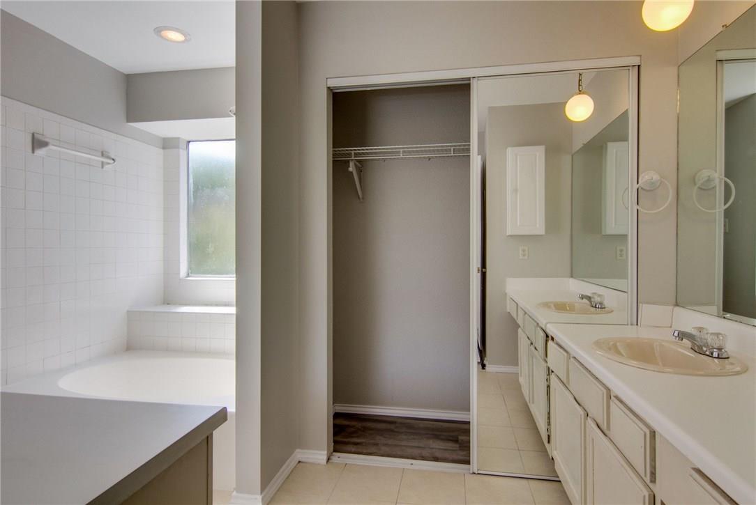 6415 Jennings Dr, Austin, TX 78727