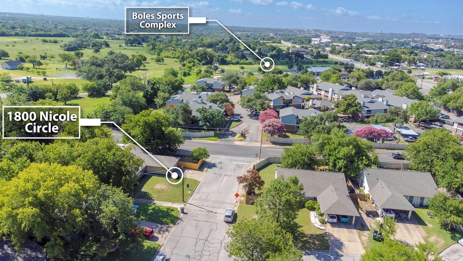 1800 Nicole Cir # B, Round Rock, TX 78664