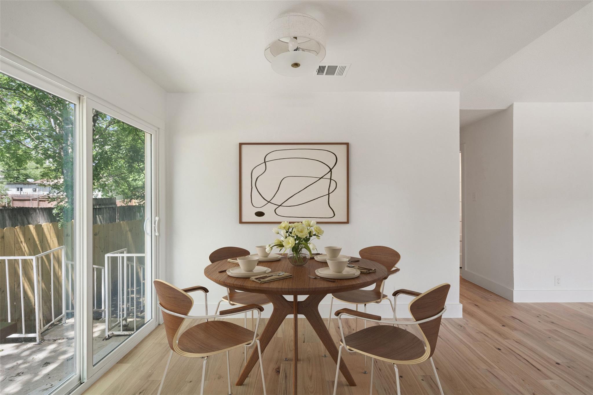 1800 Nicole Cir # B, Round Rock, TX 78664