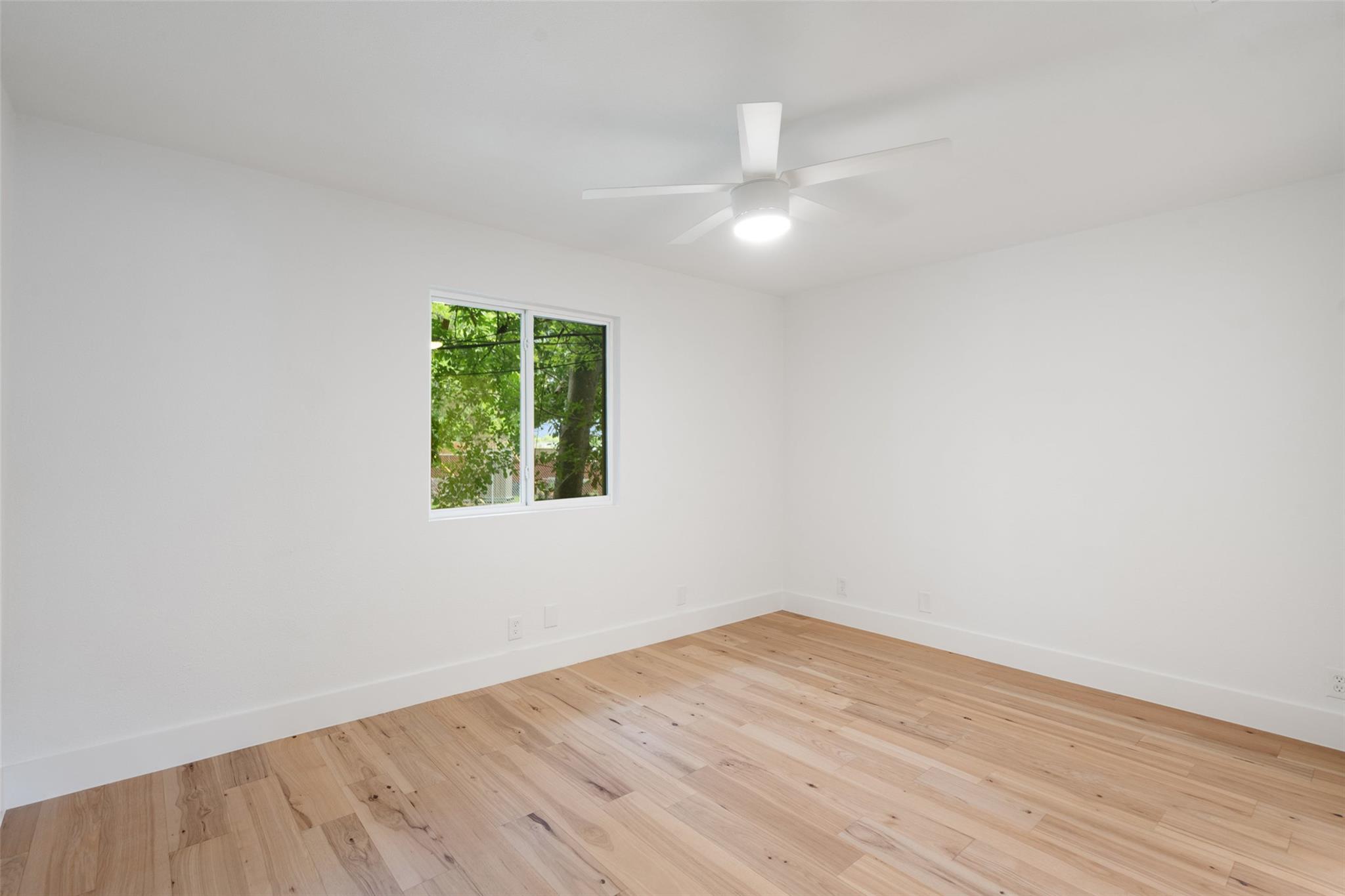 1800 Nicole Cir # B, Round Rock, TX 78664