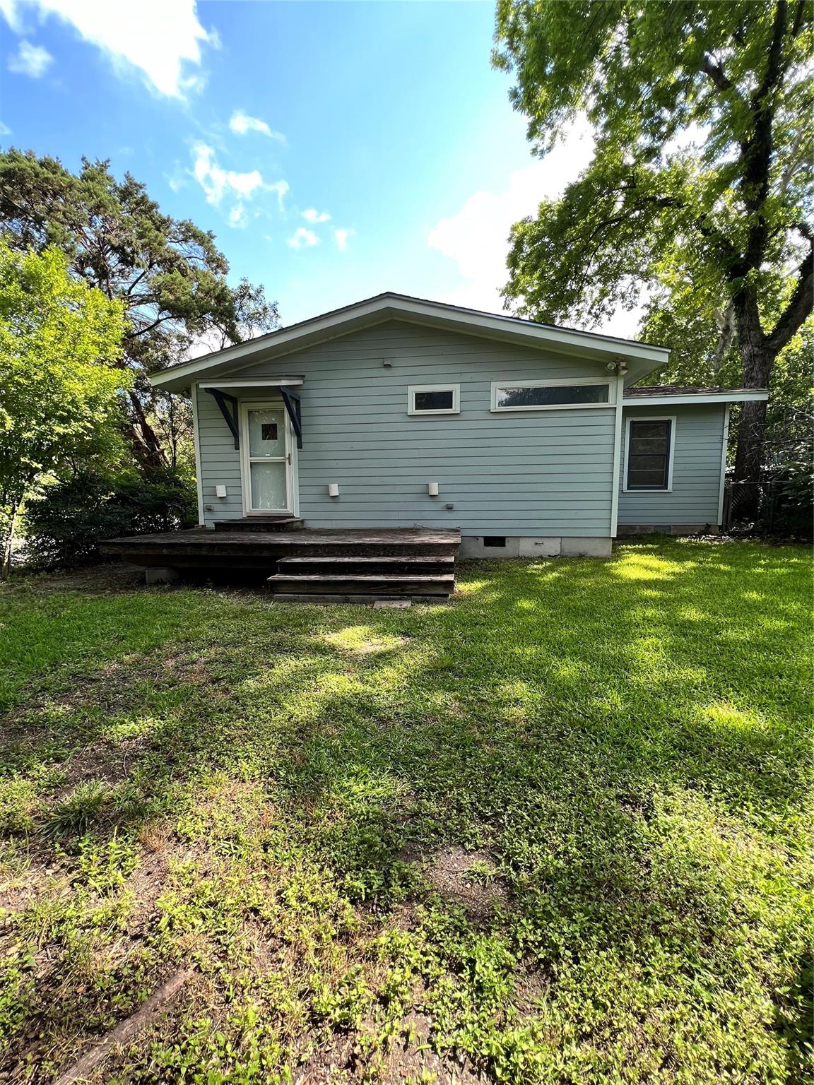 1511 Romeria Dr, Austin, TX 78757