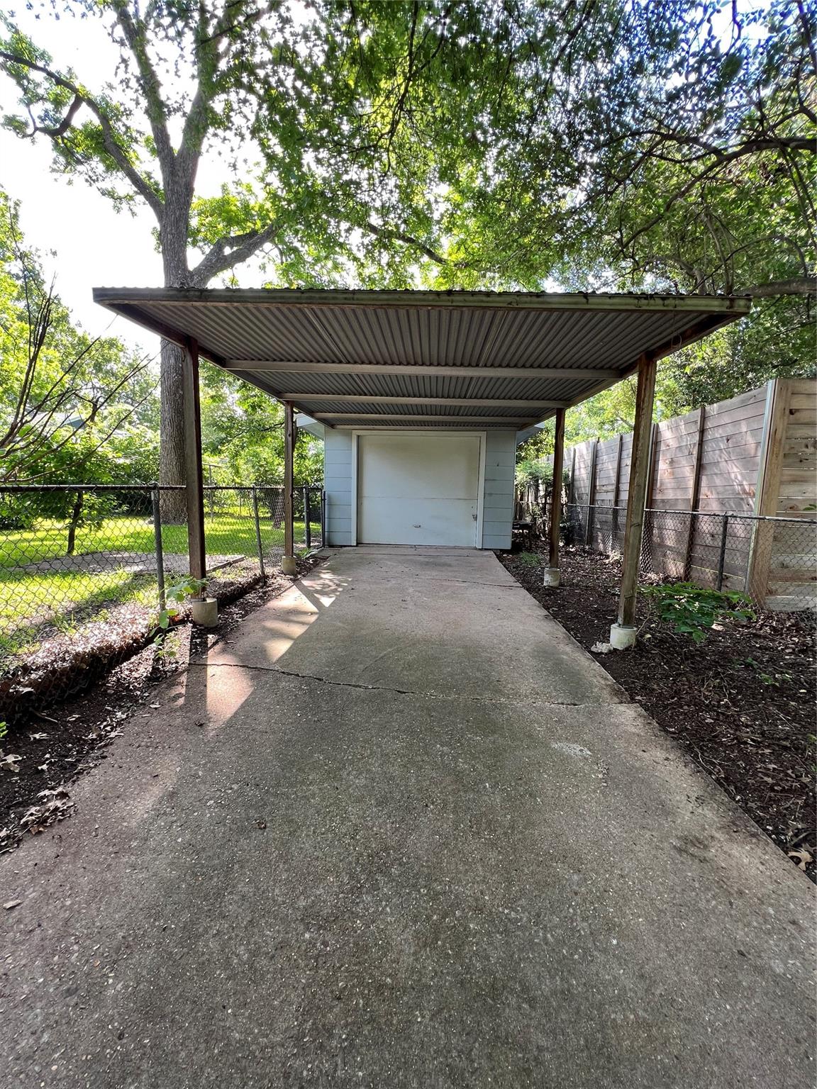 1511 Romeria Dr, Austin, TX 78757