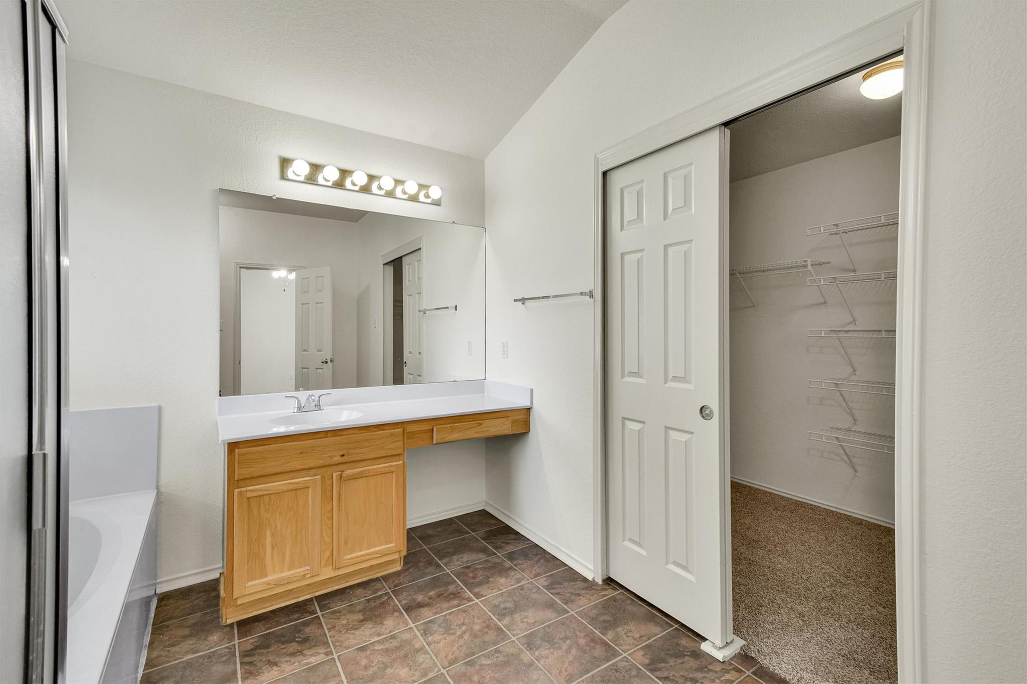17405 Bottle Springs Ln, Leander, TX 78641