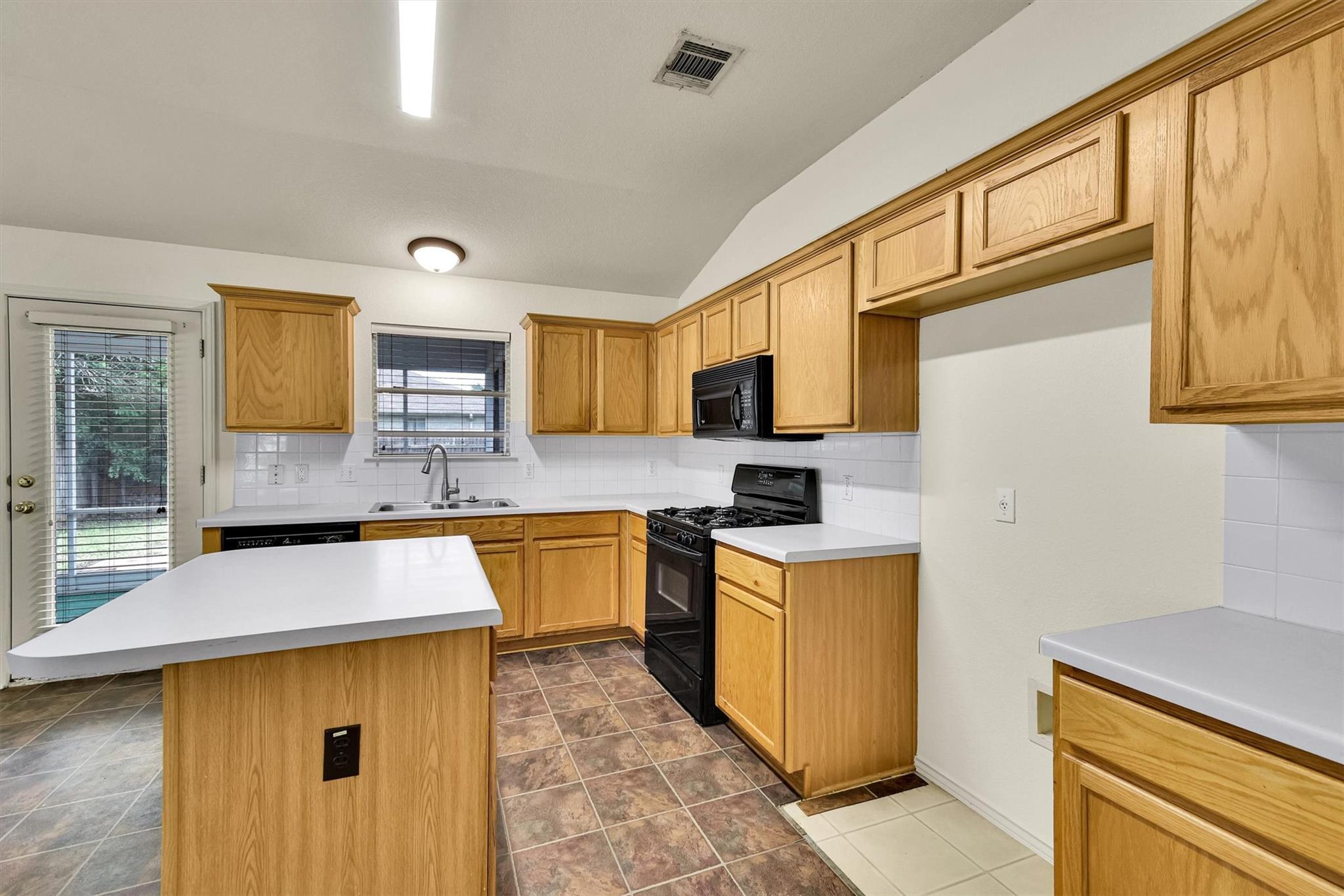 17405 Bottle Springs Ln, Leander, TX 78641