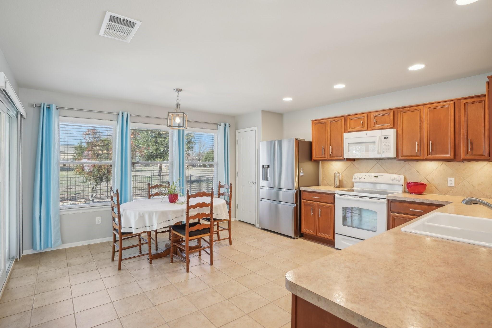 210 Salt Creek Ln, Georgetown, TX 78633