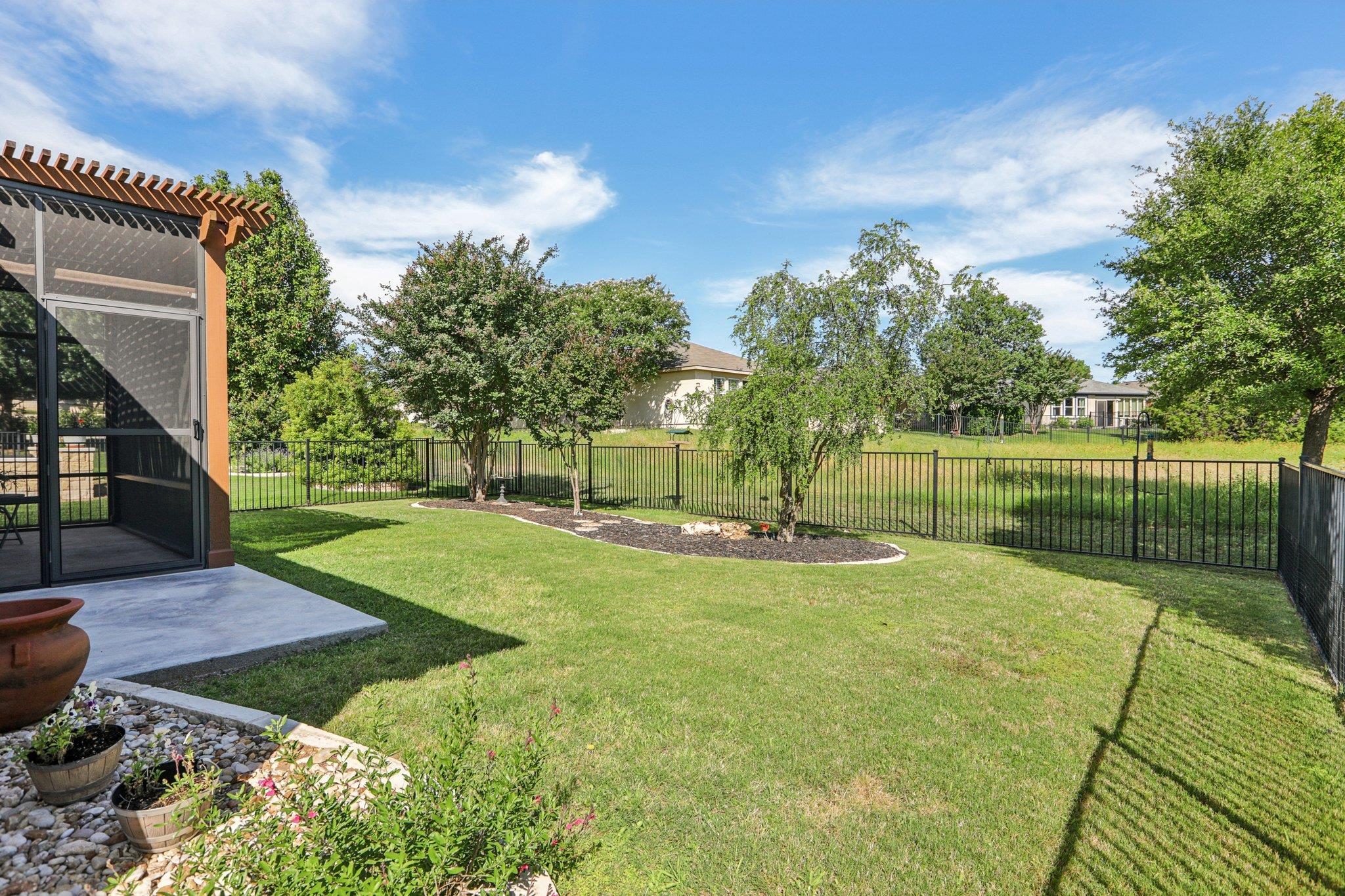 210 Salt Creek Ln, Georgetown, TX 78633