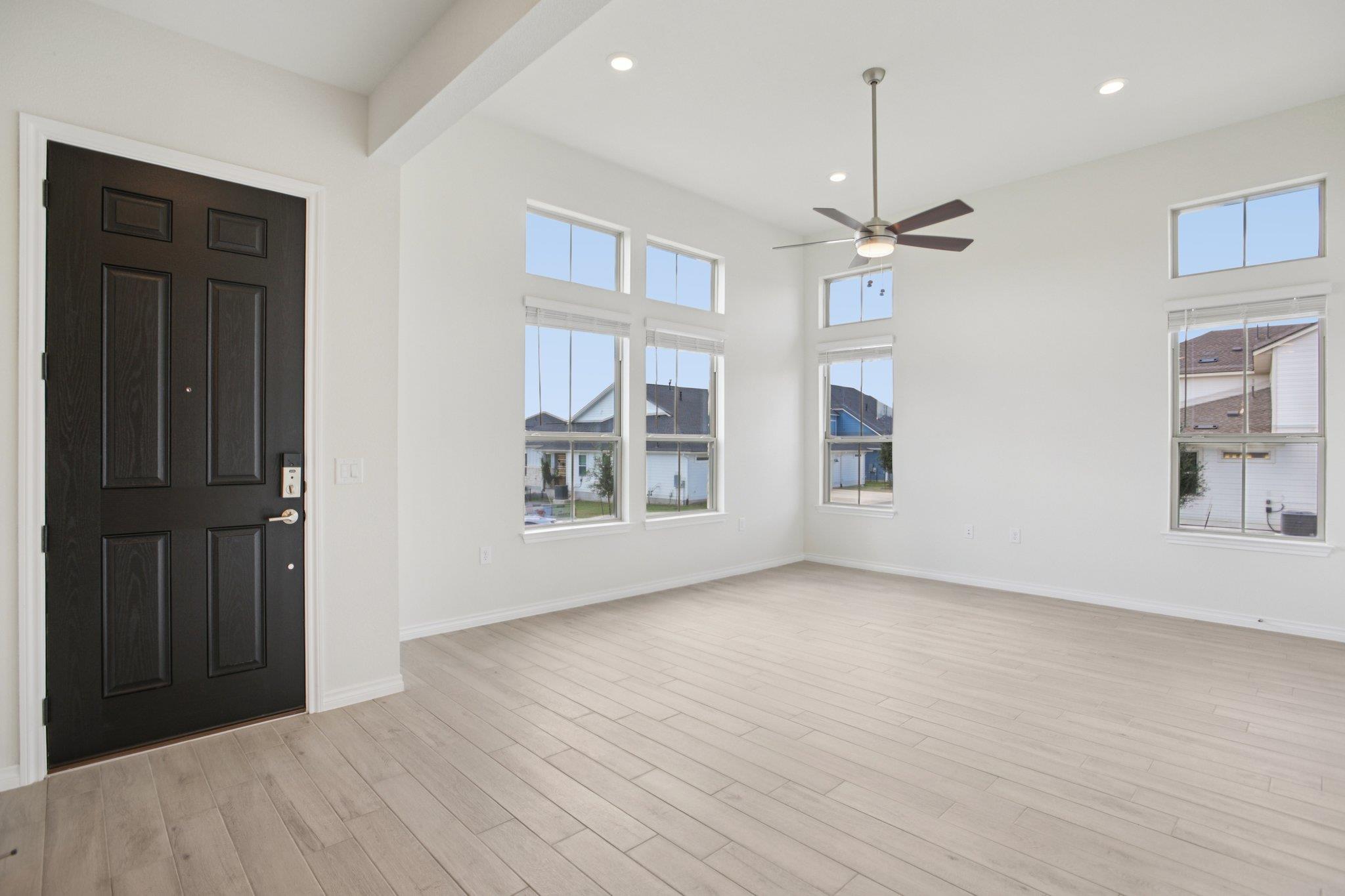 139 Stewart Dr # 102, San Marcos, TX 78666