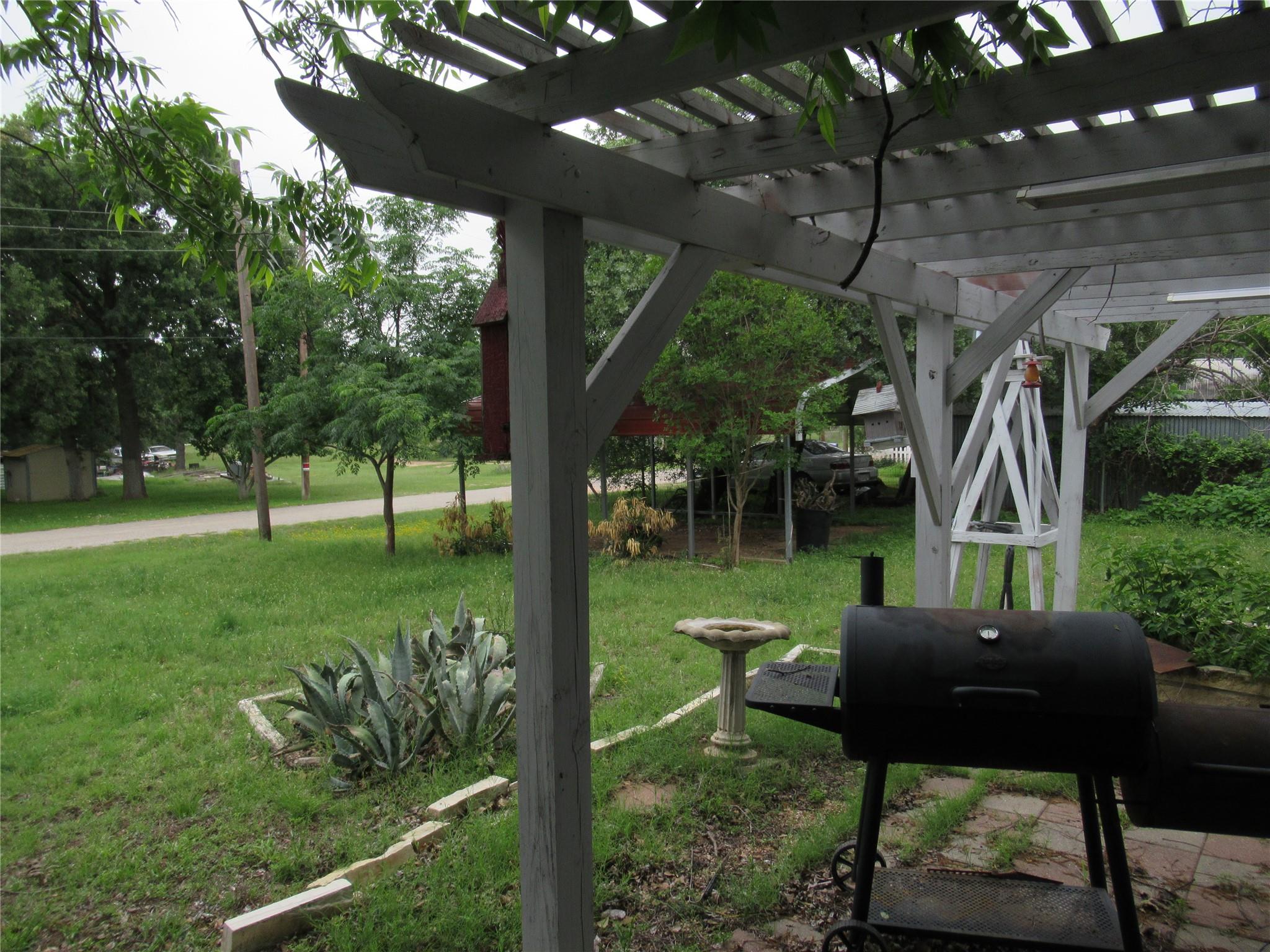 163 Cricket St, Tow, TX 78672