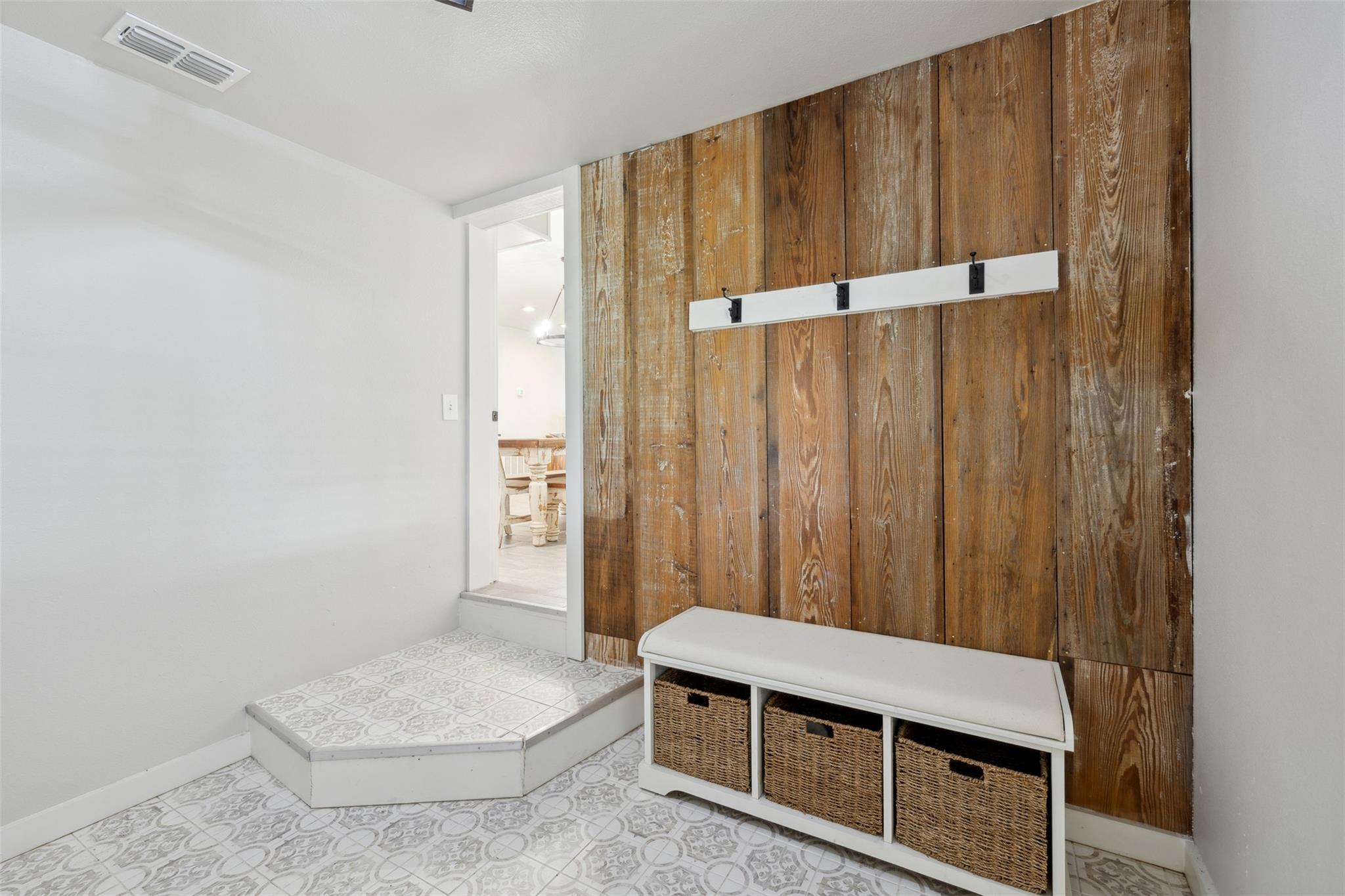 5530 Us Highway 90A W, Shiner, TX 77984