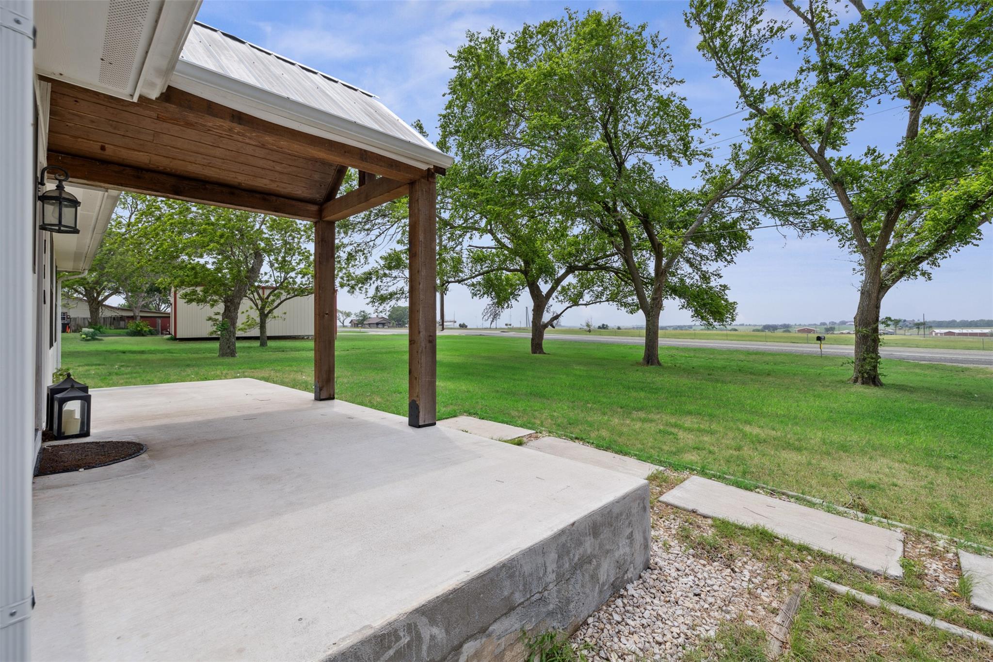 5530 Us Highway 90A W, Shiner, TX 77984