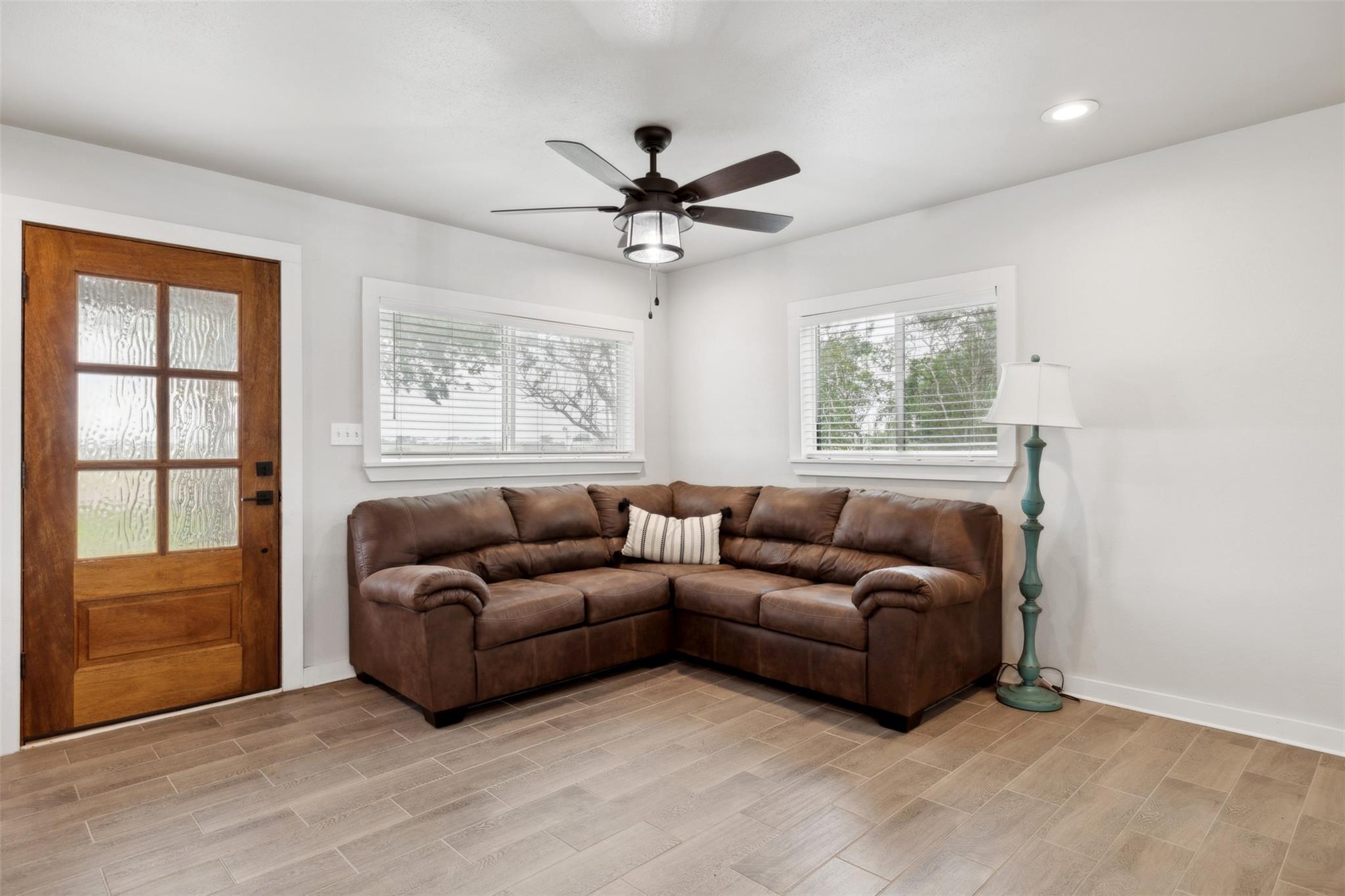 5530 Us Highway 90A W, Shiner, TX 77984