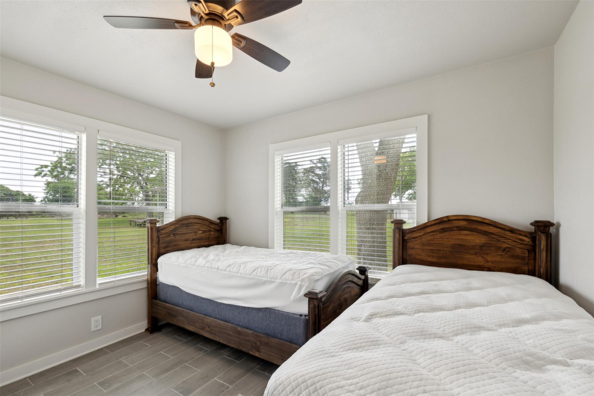 5530 Us Highway 90A W, Shiner, TX 77984