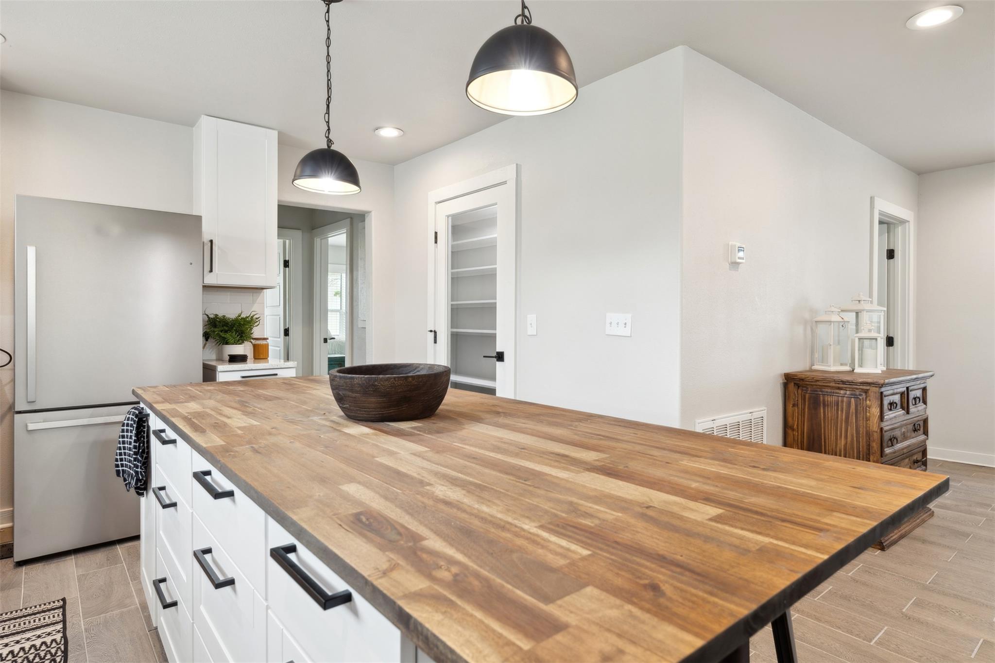 5530 Us Highway 90A W, Shiner, TX 77984