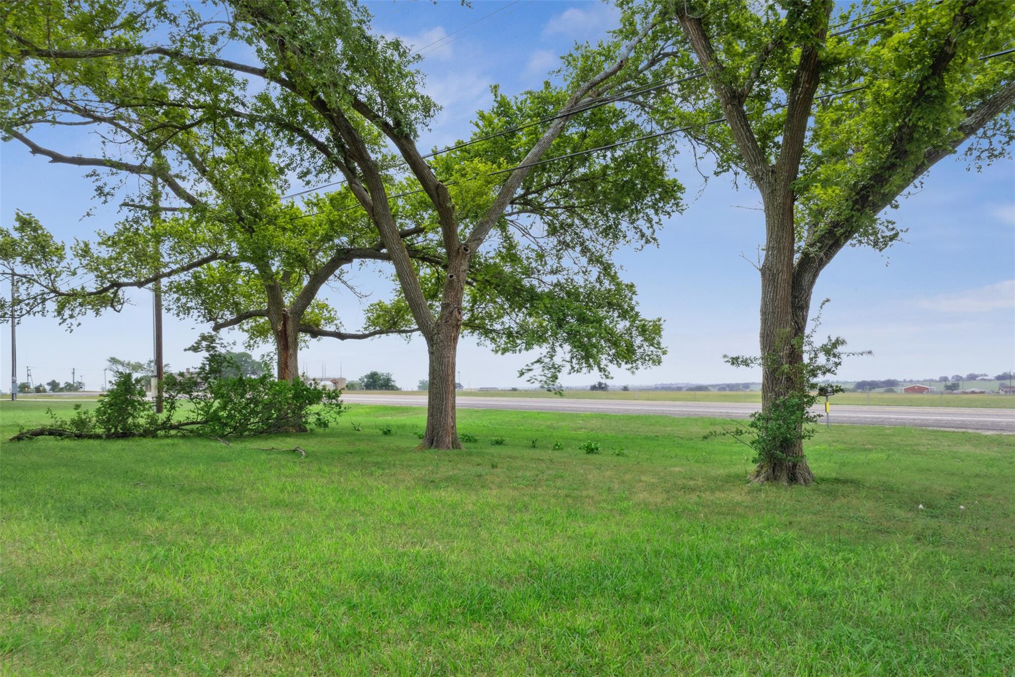 5530 Us Highway 90A W, Shiner, TX 77984