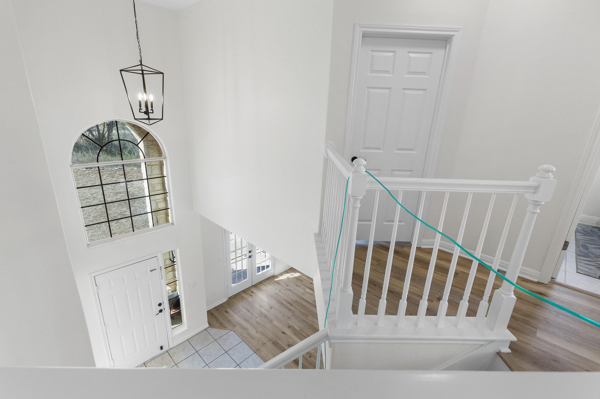 15501 Fox Run Dr, Austin, TX 78737