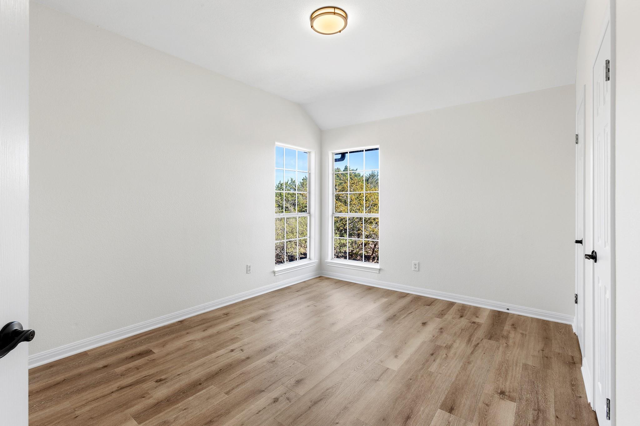 15501 Fox Run Dr, Austin, TX 78737