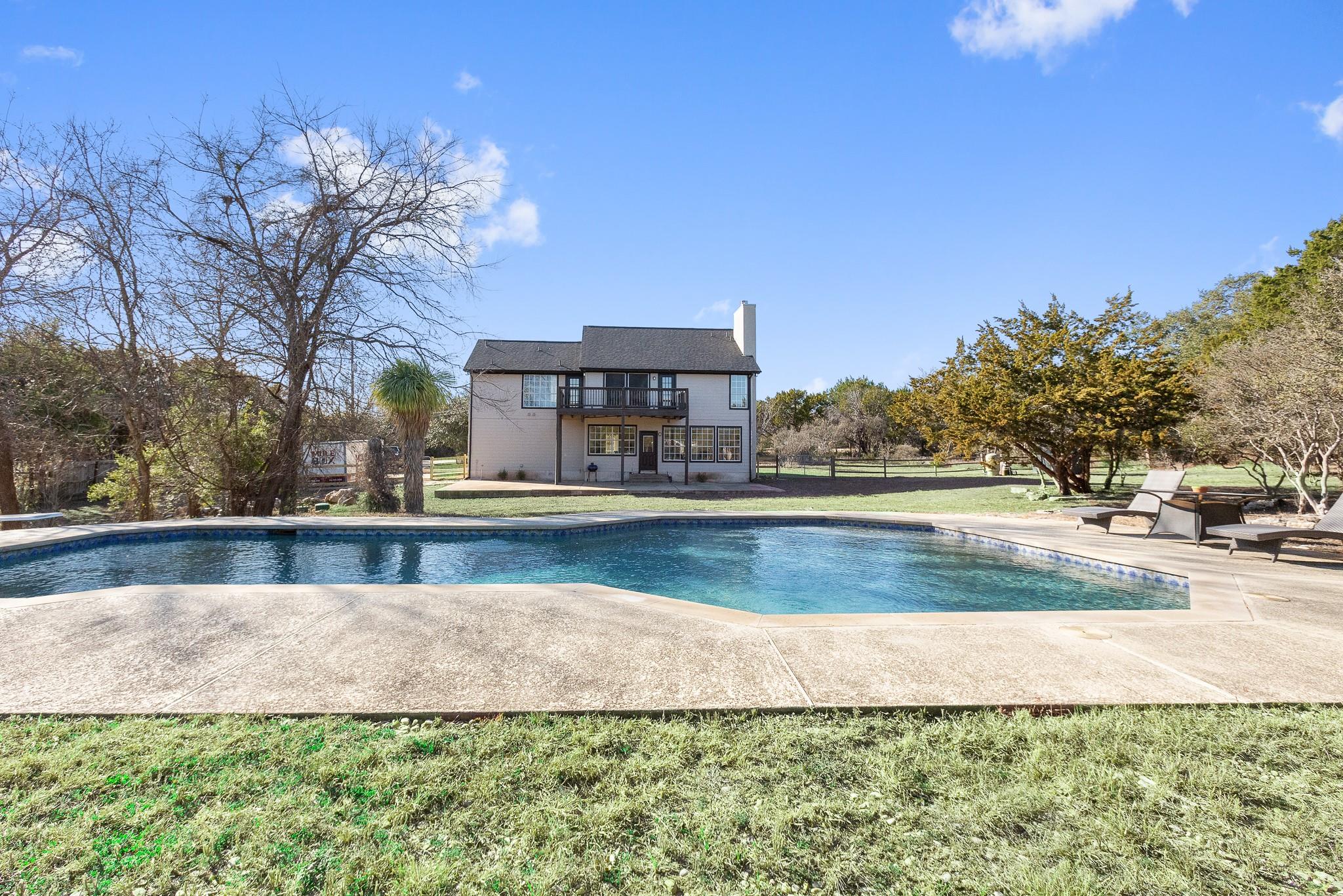 15501 Fox Run Dr, Austin, TX 78737