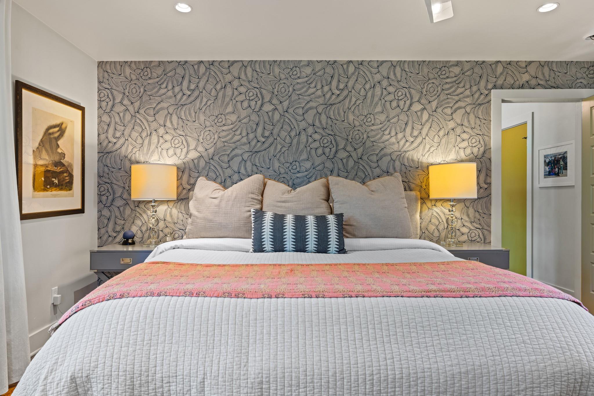 202 Tanglewood Dr, Fredericksburg, TX 78624