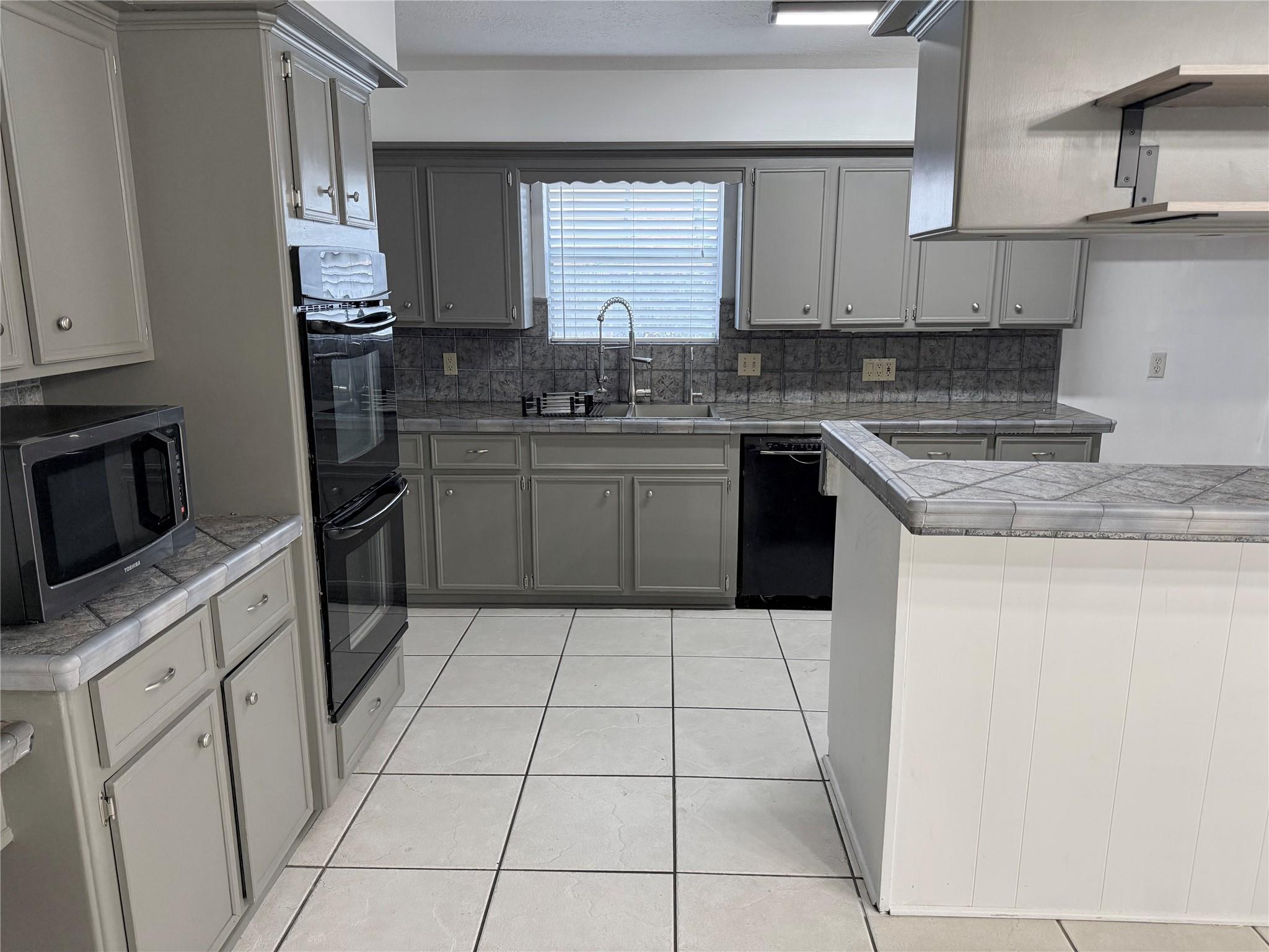 5519 Coon Tree Ct, Humble, TX 77346