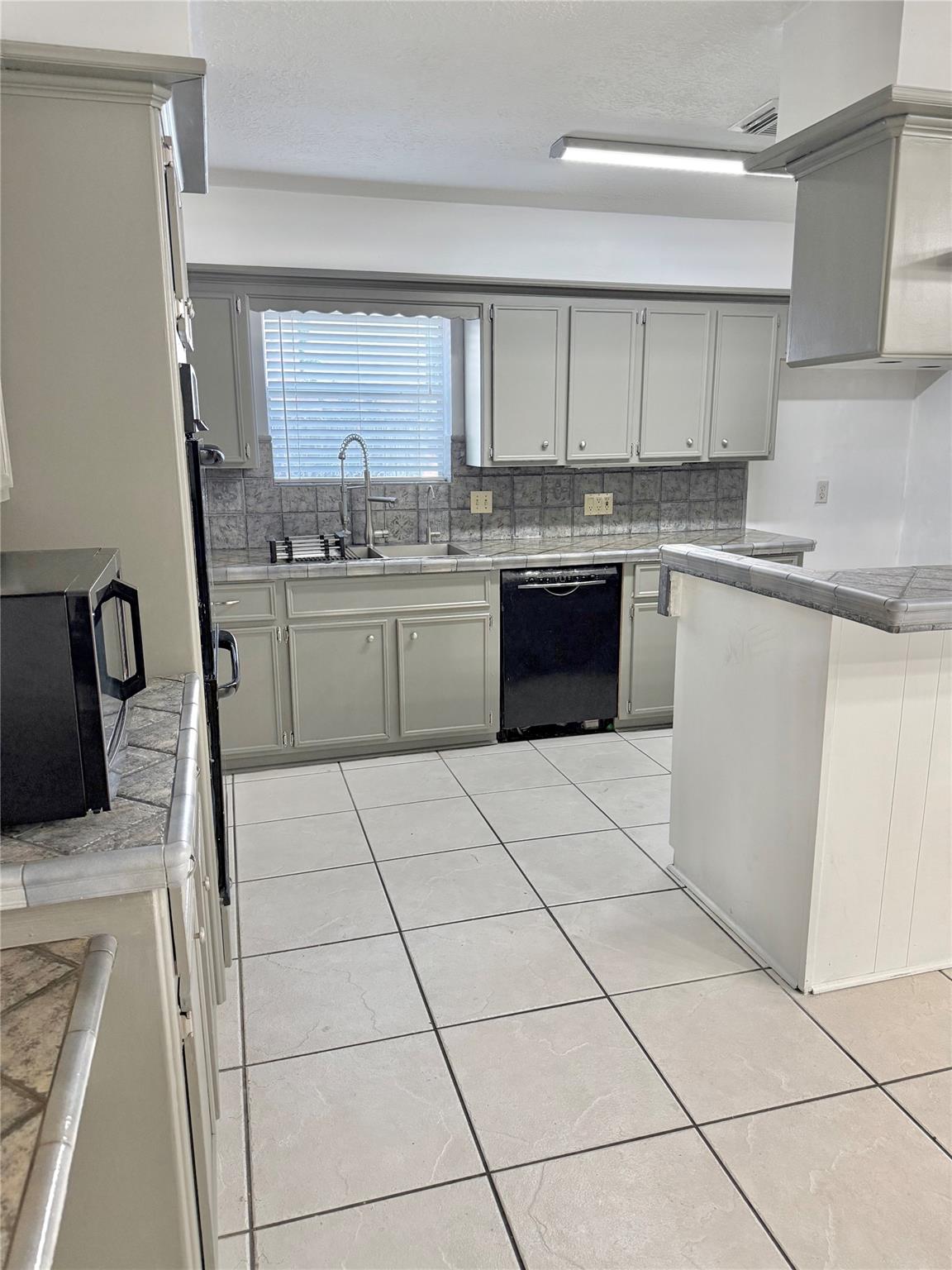 5519 Coon Tree Ct, Humble, TX 77346