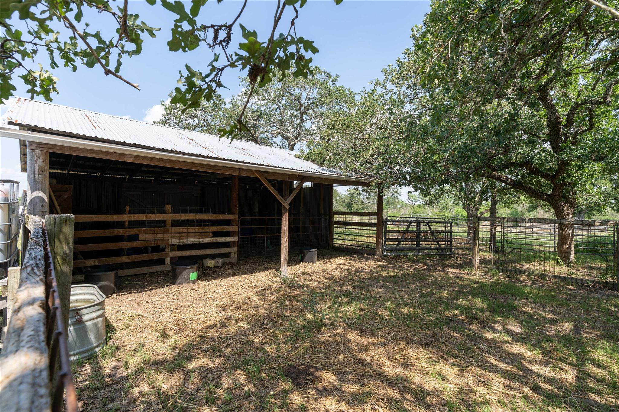 00 Gravel Pit Rd, Seguin, TX 78155