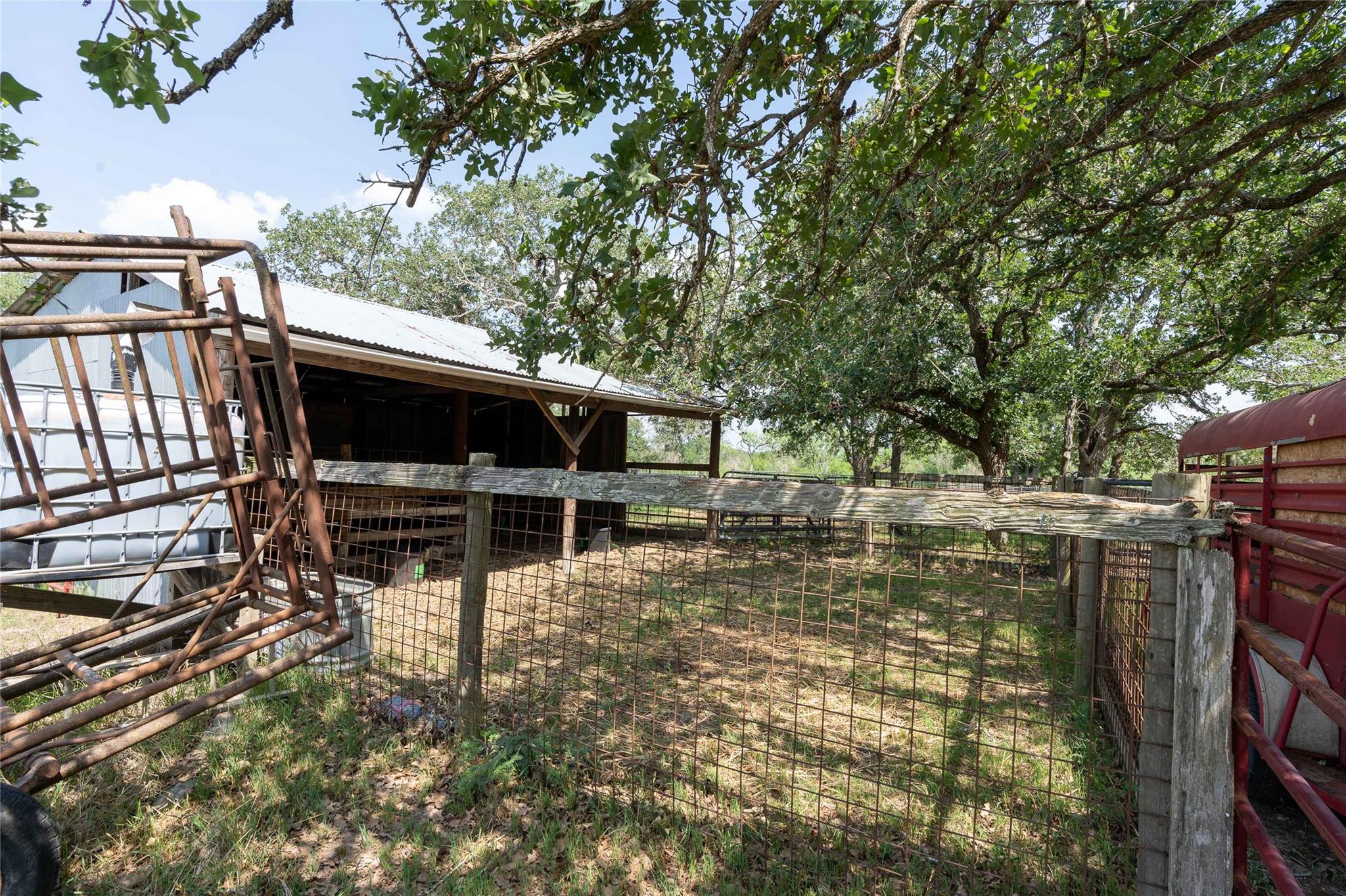 00 Gravel Pit Rd, Seguin, TX 78155