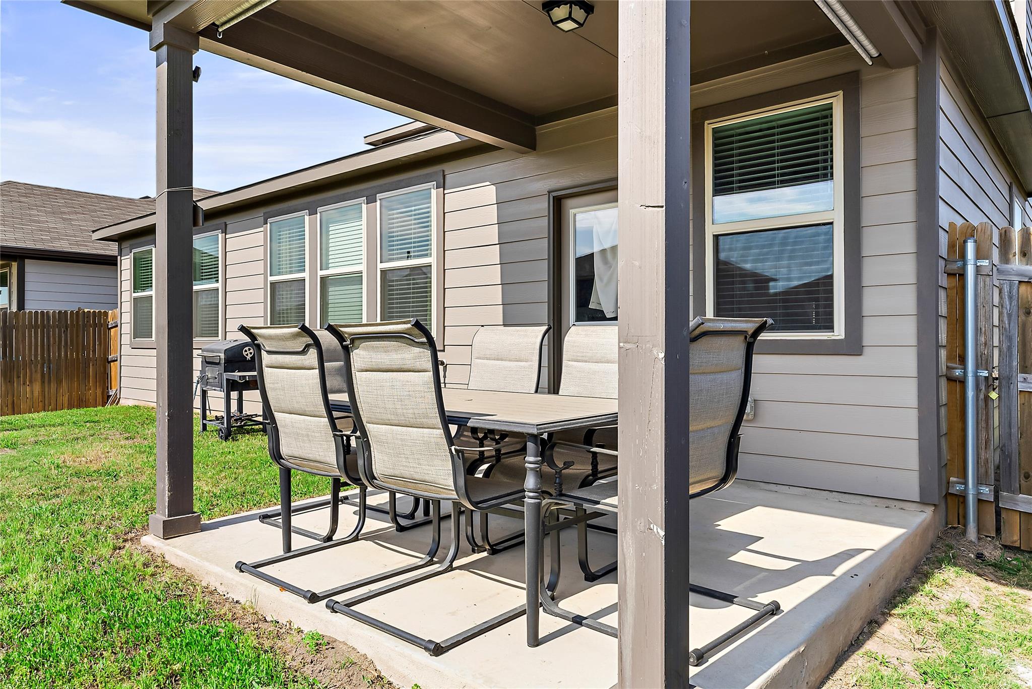 365 Capstone Rd, Liberty Hill, TX 78642