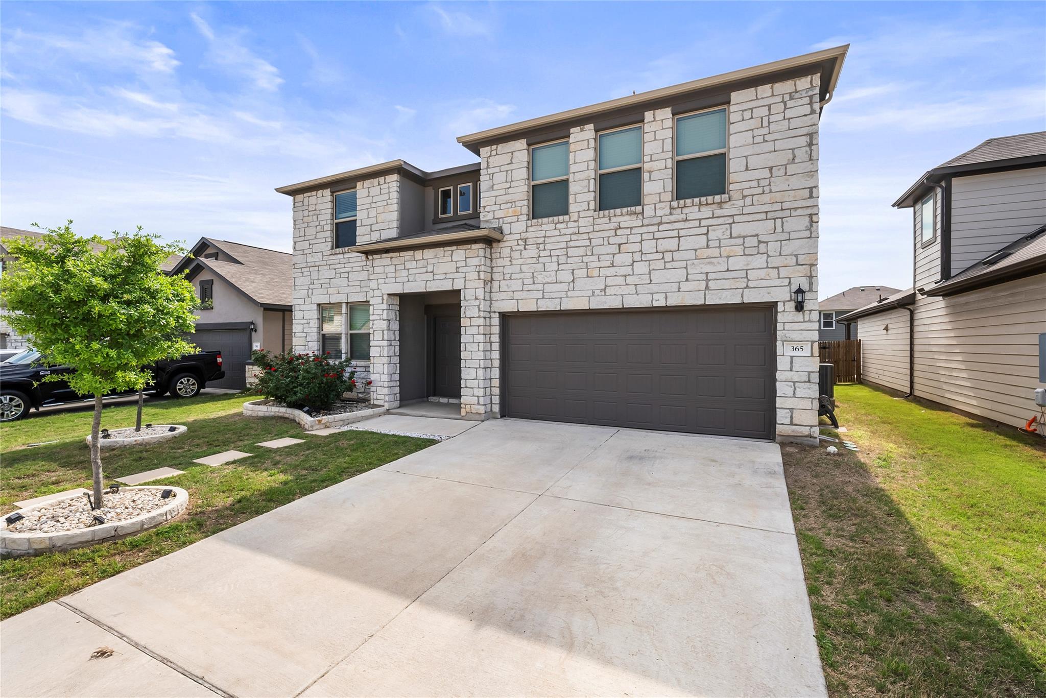 365 Capstone Rd, Liberty Hill, TX 78642