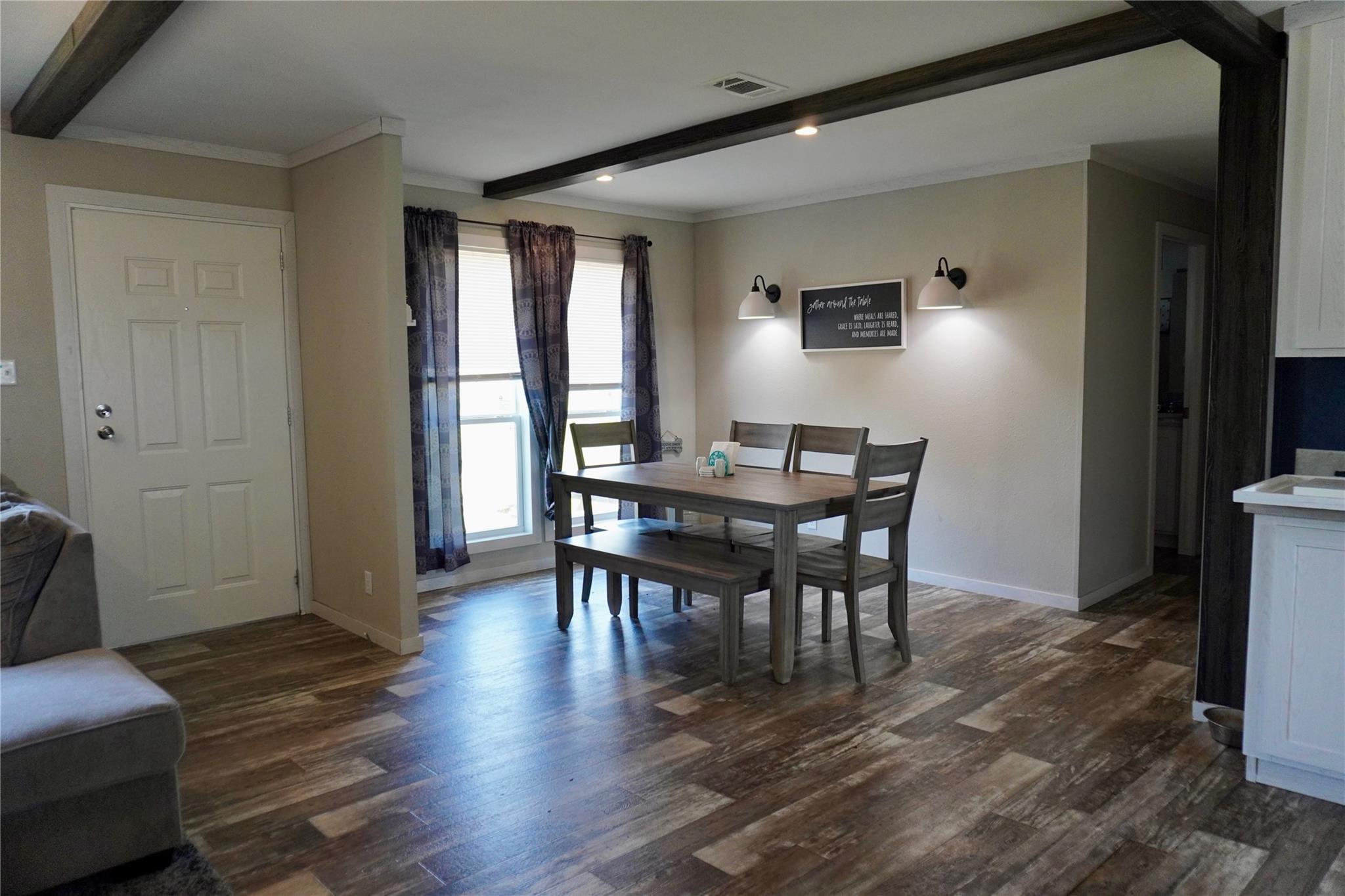 1048 County Road 402, Dime Box, TX 77853