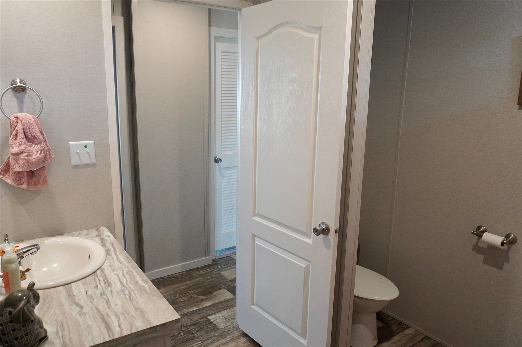 1048 County Road 402, Dime Box, TX 77853