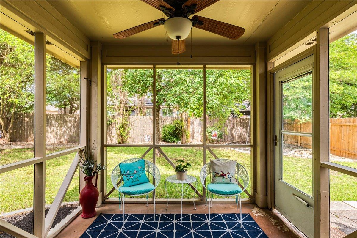 20336 Farm Pond Ln, Pflugerville, TX 78660