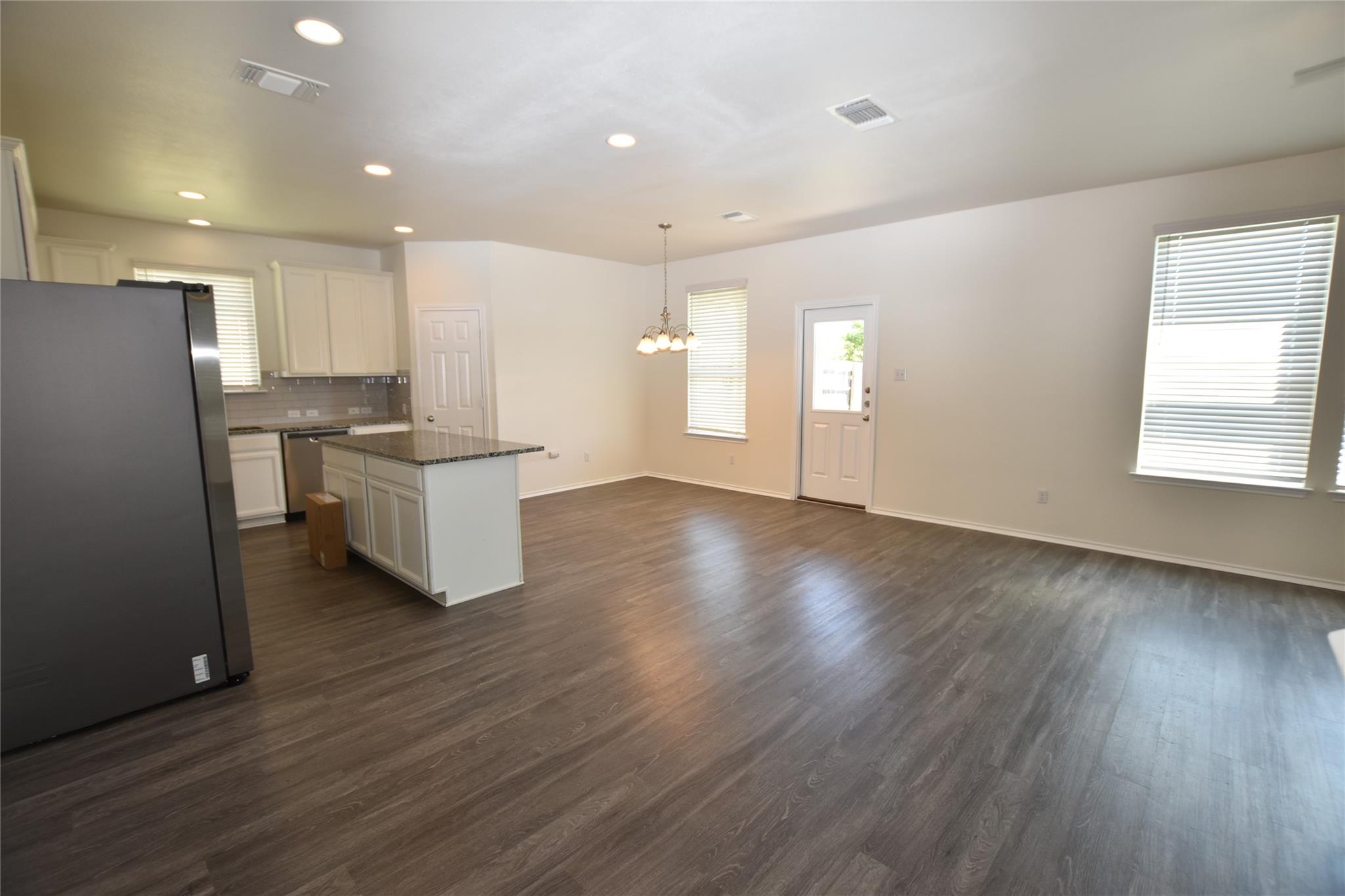 700 Bayberry Cir, Buda, TX 78610